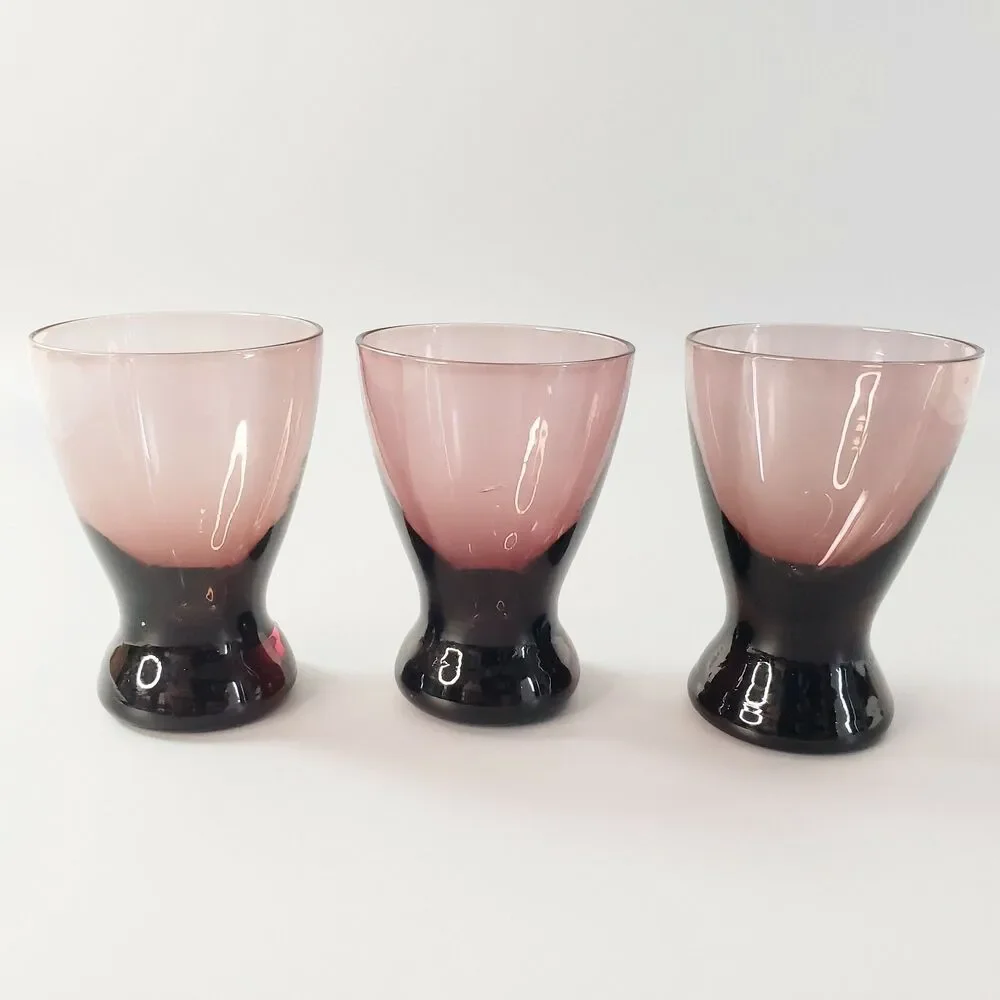 Vtg 3 Amethyst Shot Liquor Glasses Curvy Purple Barware Drinkware Lounge Italy
